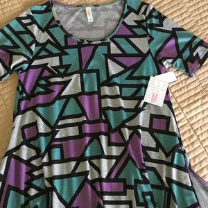 LuLaRoe perfect tee